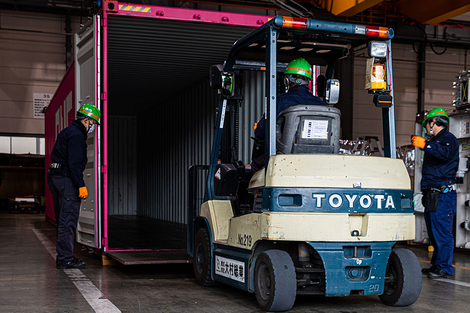 Container work scene