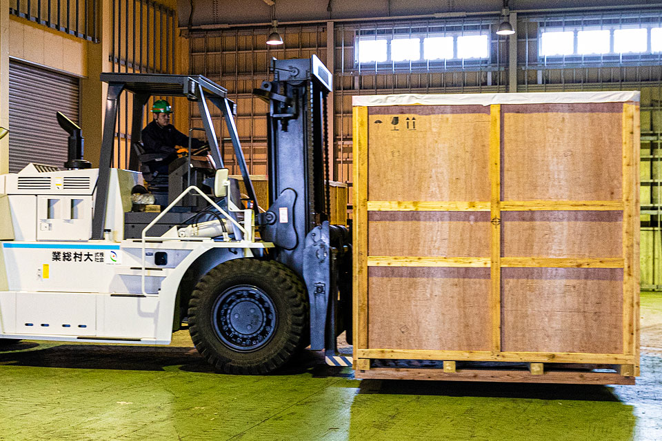 15-ton forklift Work Scene