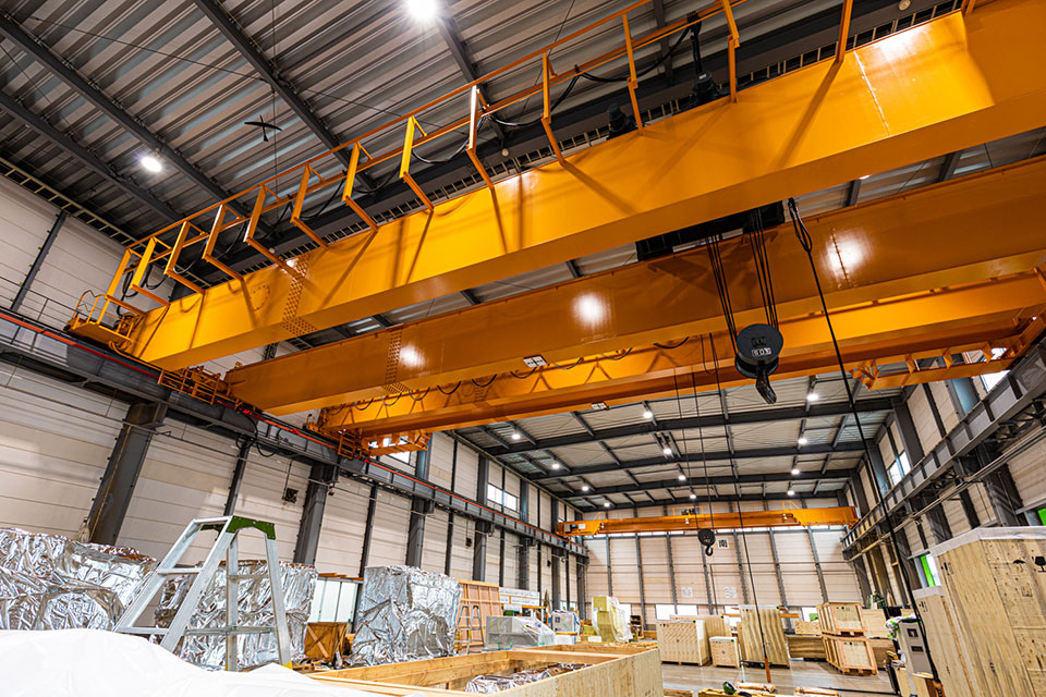 50-ton crane