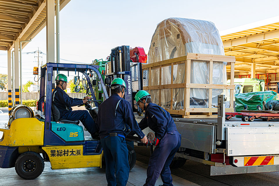Loading cargo